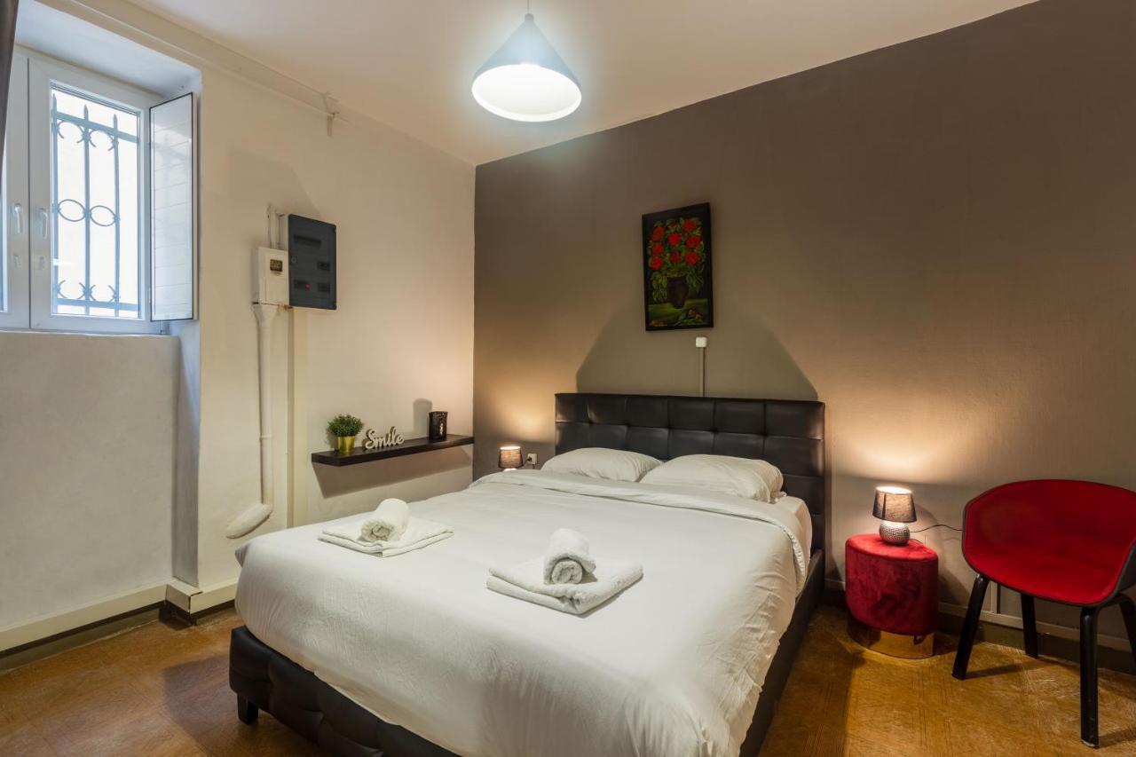 Charming Apartment In The Heart Of Plaka Athens Exterior photo