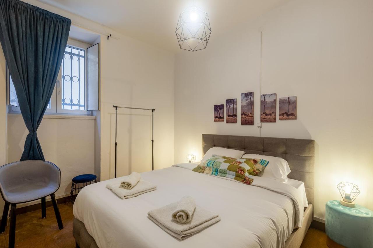 Charming Apartment In The Heart Of Plaka Athens Exterior photo