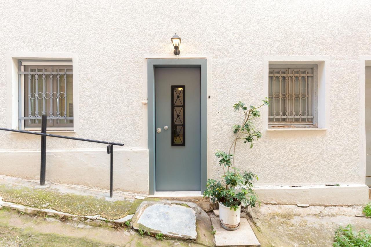 Charming Apartment In The Heart Of Plaka Athens Exterior photo